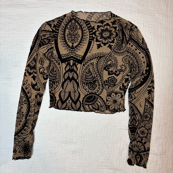 Tops - Black and Tan Paisley Crop Top